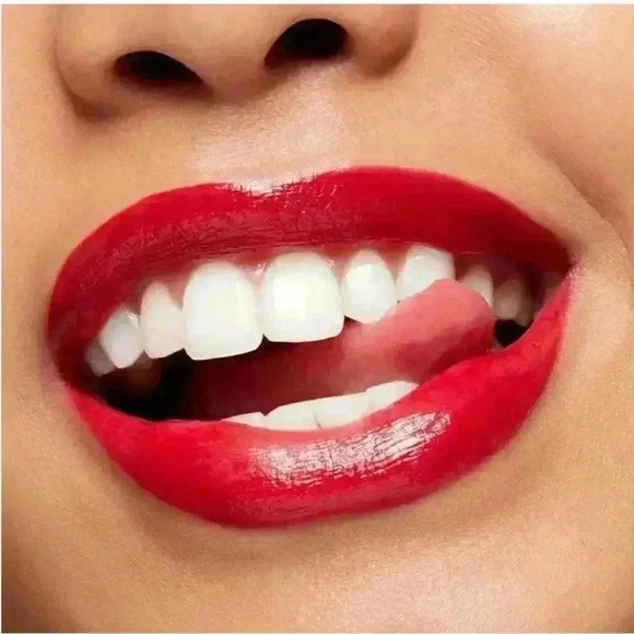 MAC Lustreglass Sheer Shine Lipstick - Put A Bow On It NIB - Picture 4 of 7